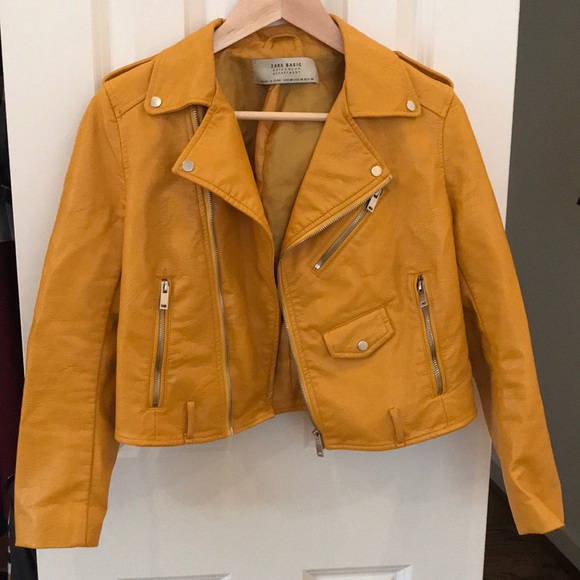 Zara Jackets & Blazers - Zara Moto Jacket. Size Medium.